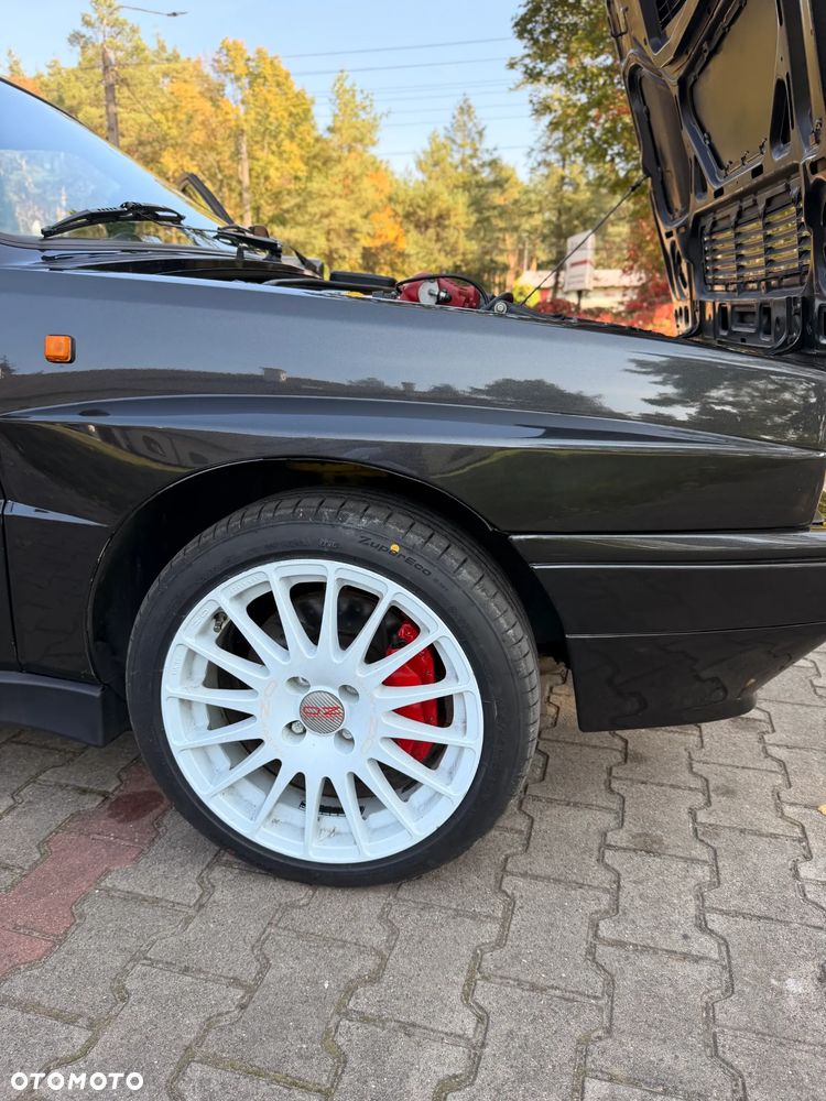 Lancia Delta 2000 HF Integrale 16V - 17