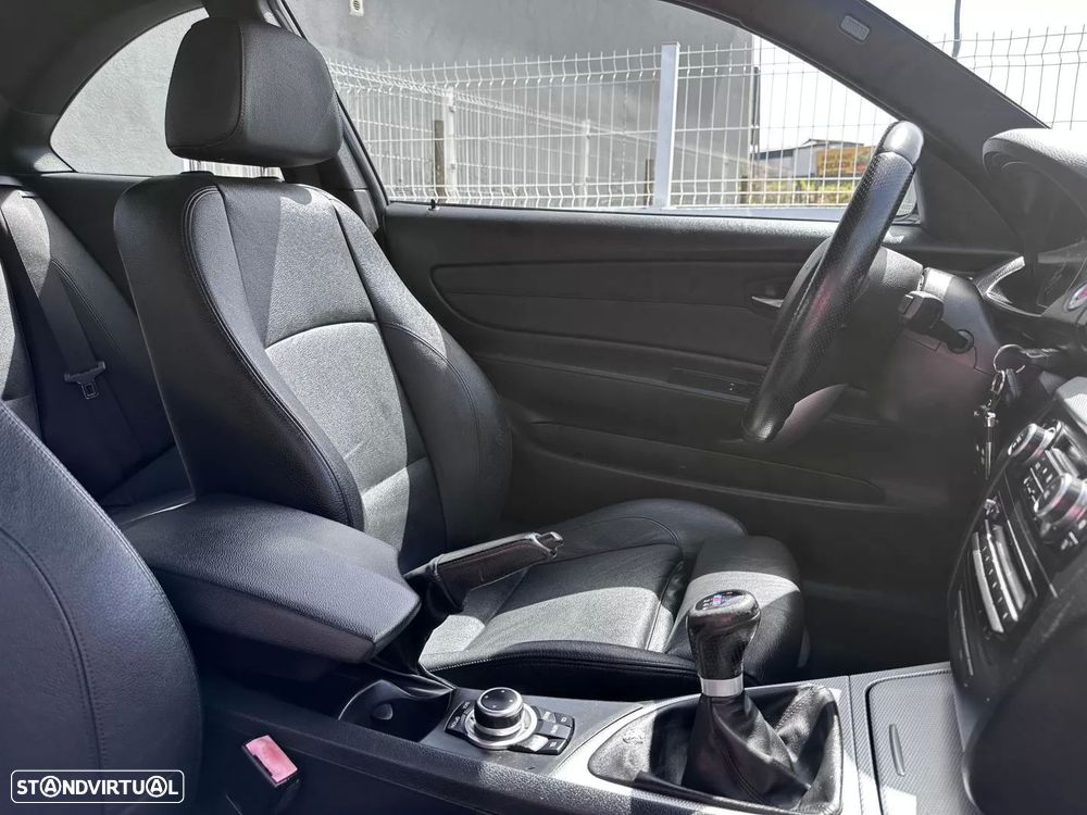 BMW 120 d Limited Edition Lifestyle c/ M Sport Pack - 39