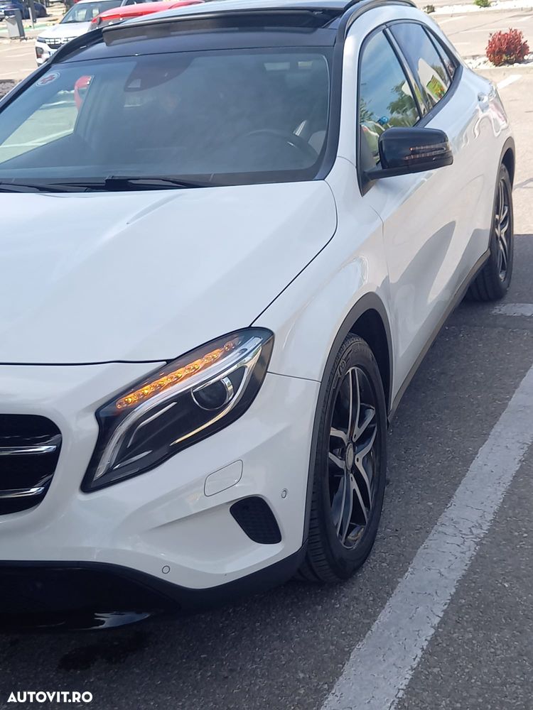 Mercedes-Benz GLA 220 CDI 4MATIC 7G-DCT Urban - 20