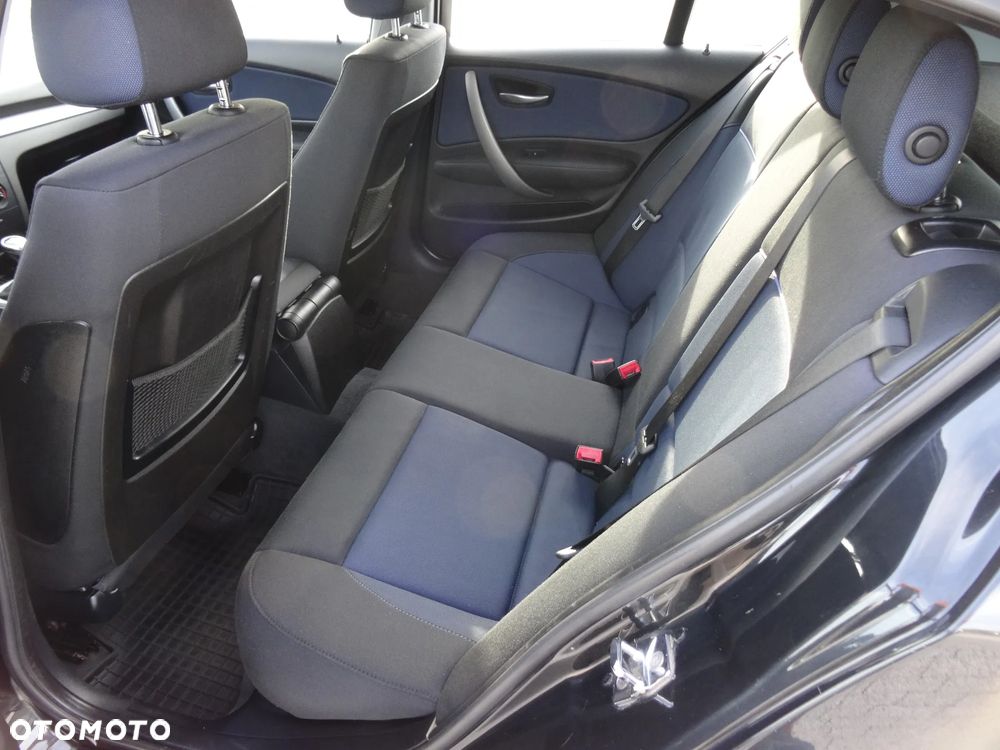 BMW Seria 1 118d DPF - 14