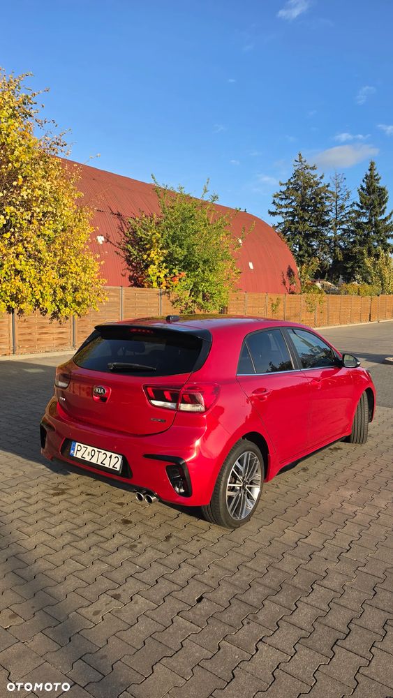 Kia Rio - 6