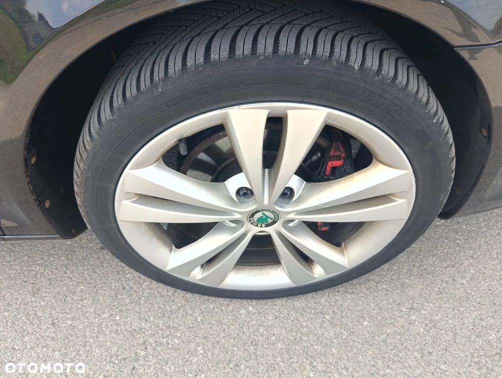 Skoda Octavia 2.0 TDI RS - 24