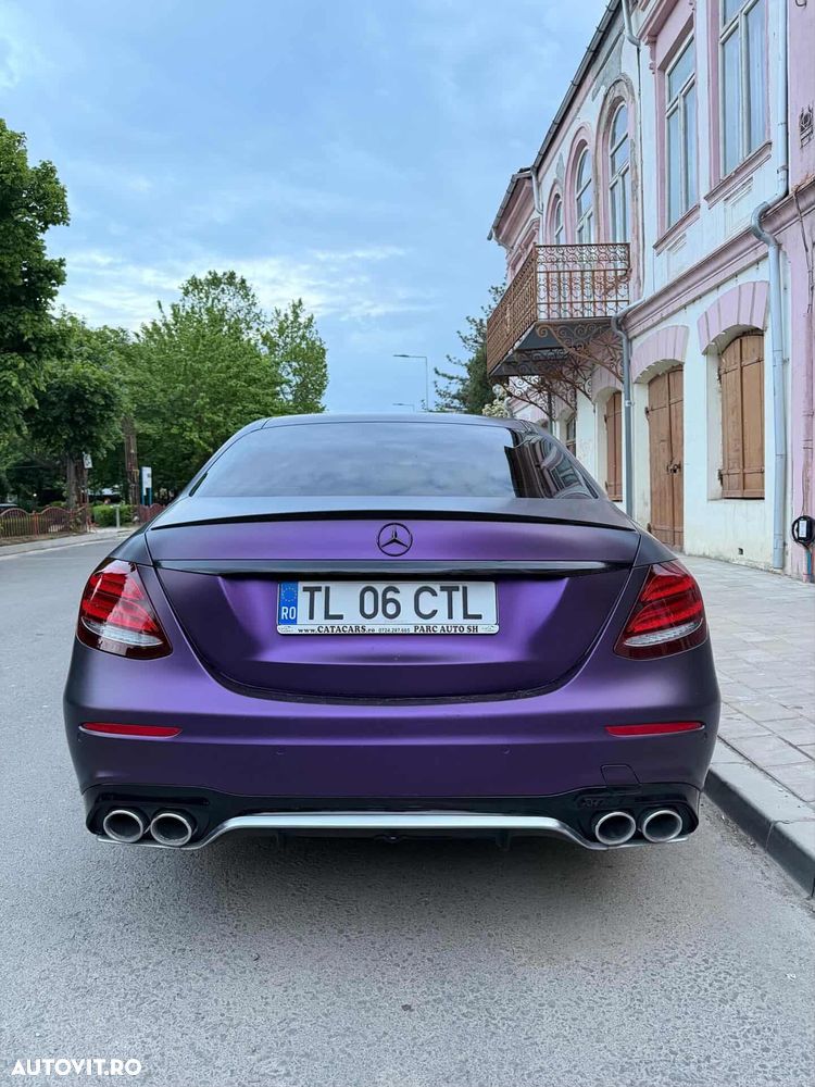 Mercedes-Benz E 220 d Aut. - 1