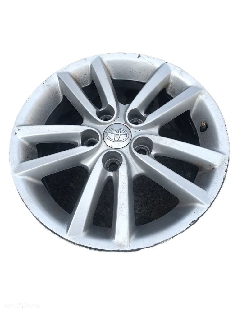 TOYOTA AURIS I 06-12 4 sztuki komplet felg alufelg 16'' ET 45 * - 17