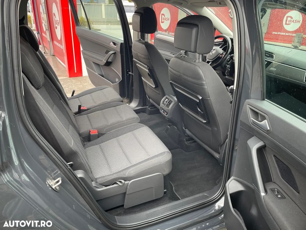 Volkswagen Touran 2.0 TDI SCR (BlueMotion Technology) DSG Comfortline - 9