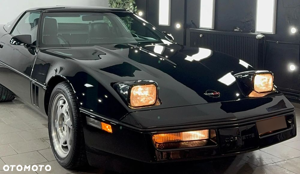 Chevrolet Corvette - 5