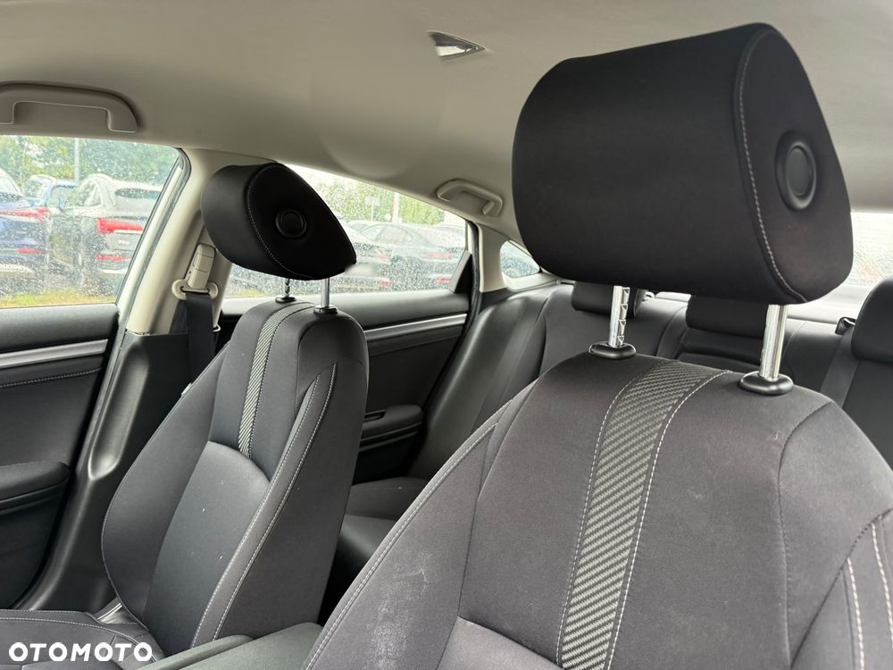 Honda Civic 1.5 T Elegance CVT - 26