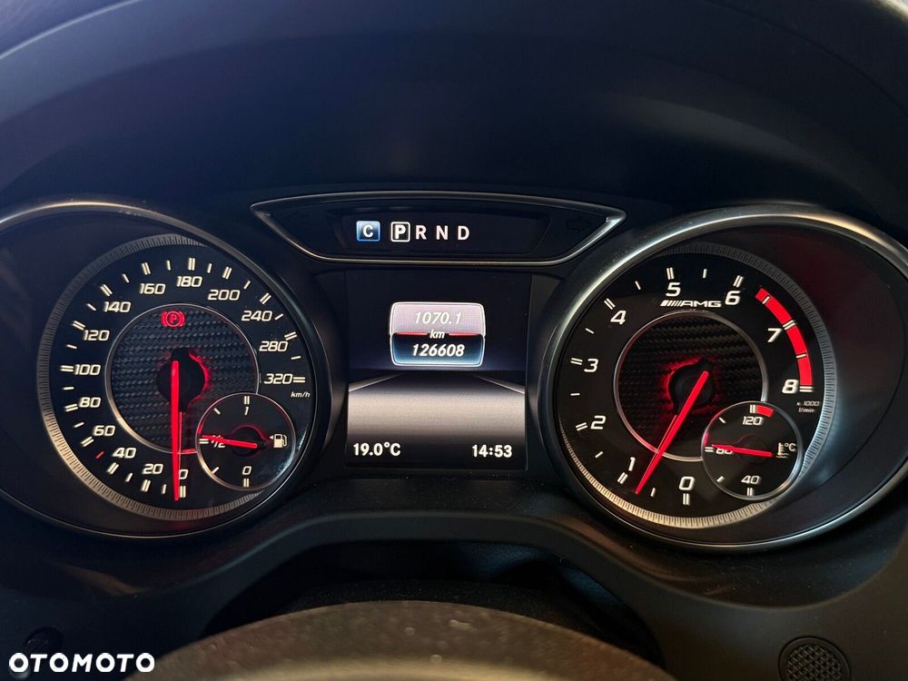 Mercedes-Benz CLA - 35