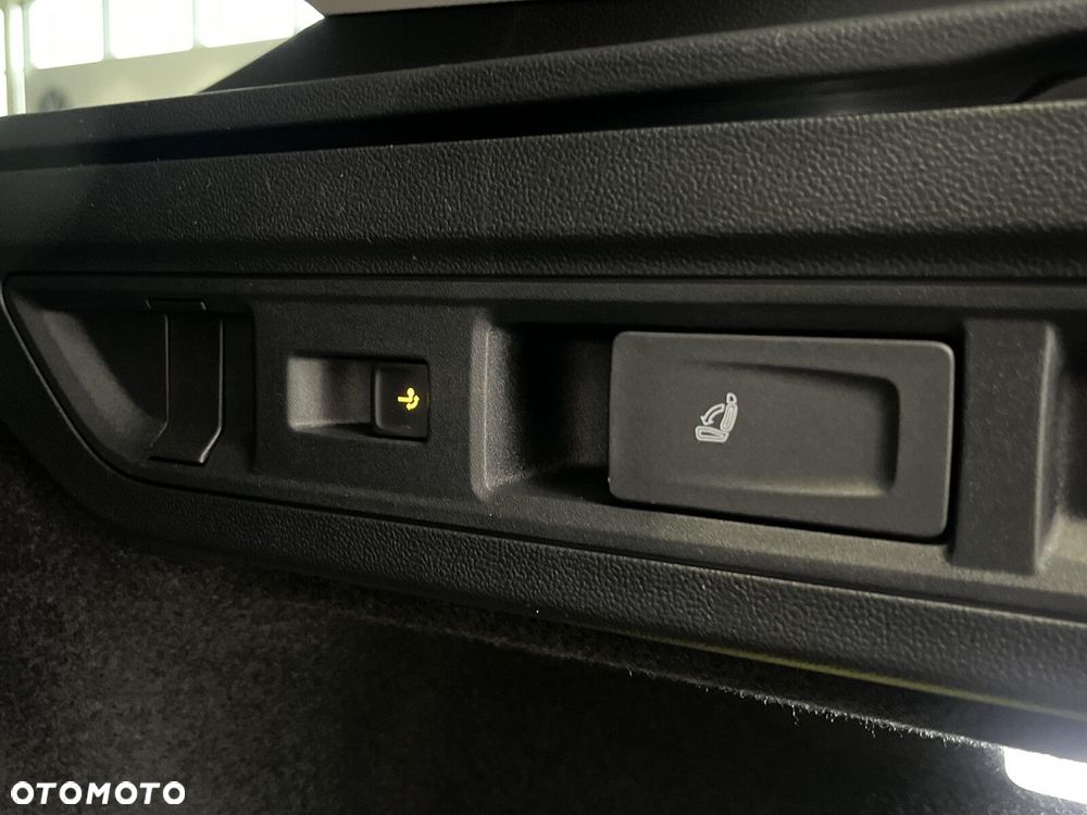 Volkswagen Passat - 29