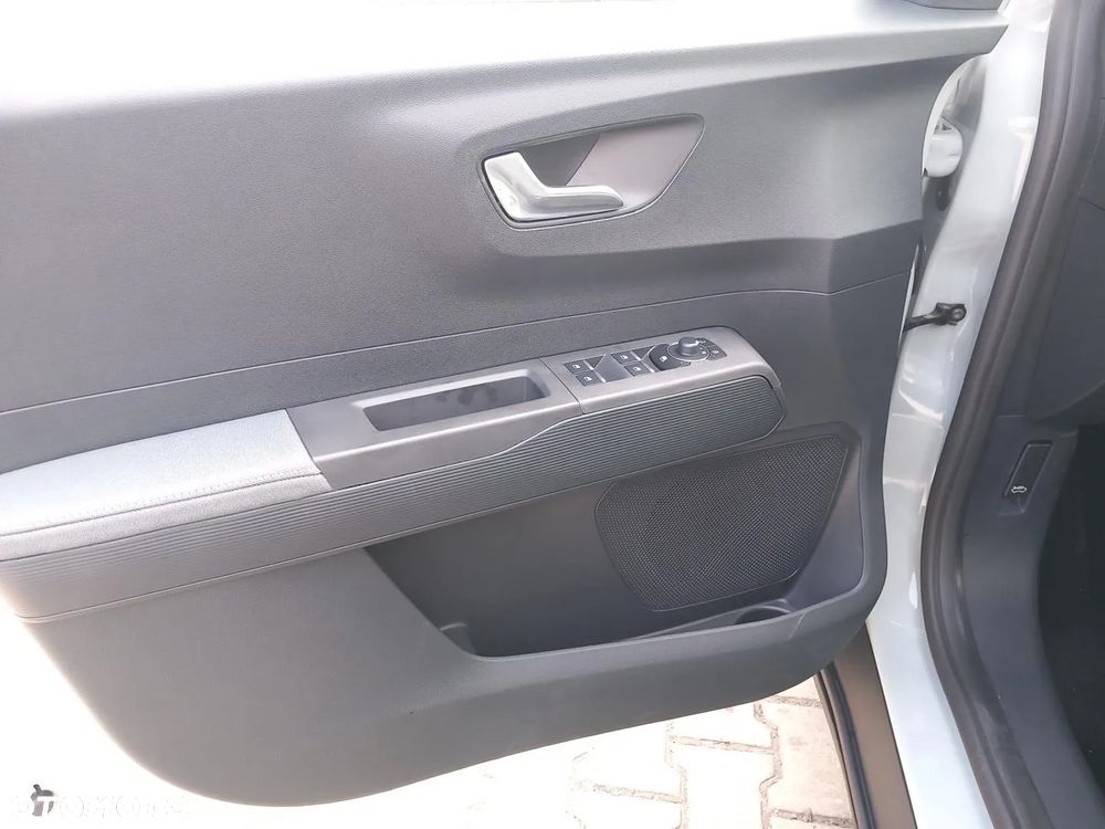 Ford Tourneo Courier - 10