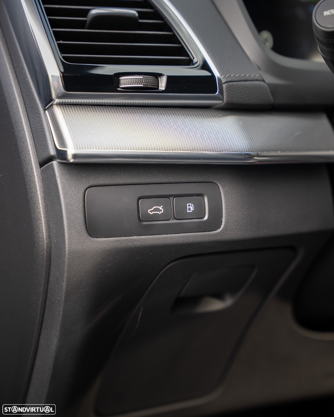 Volvo XC 90 2.0 T8 PHEV Ultimate Dark AWD - 22