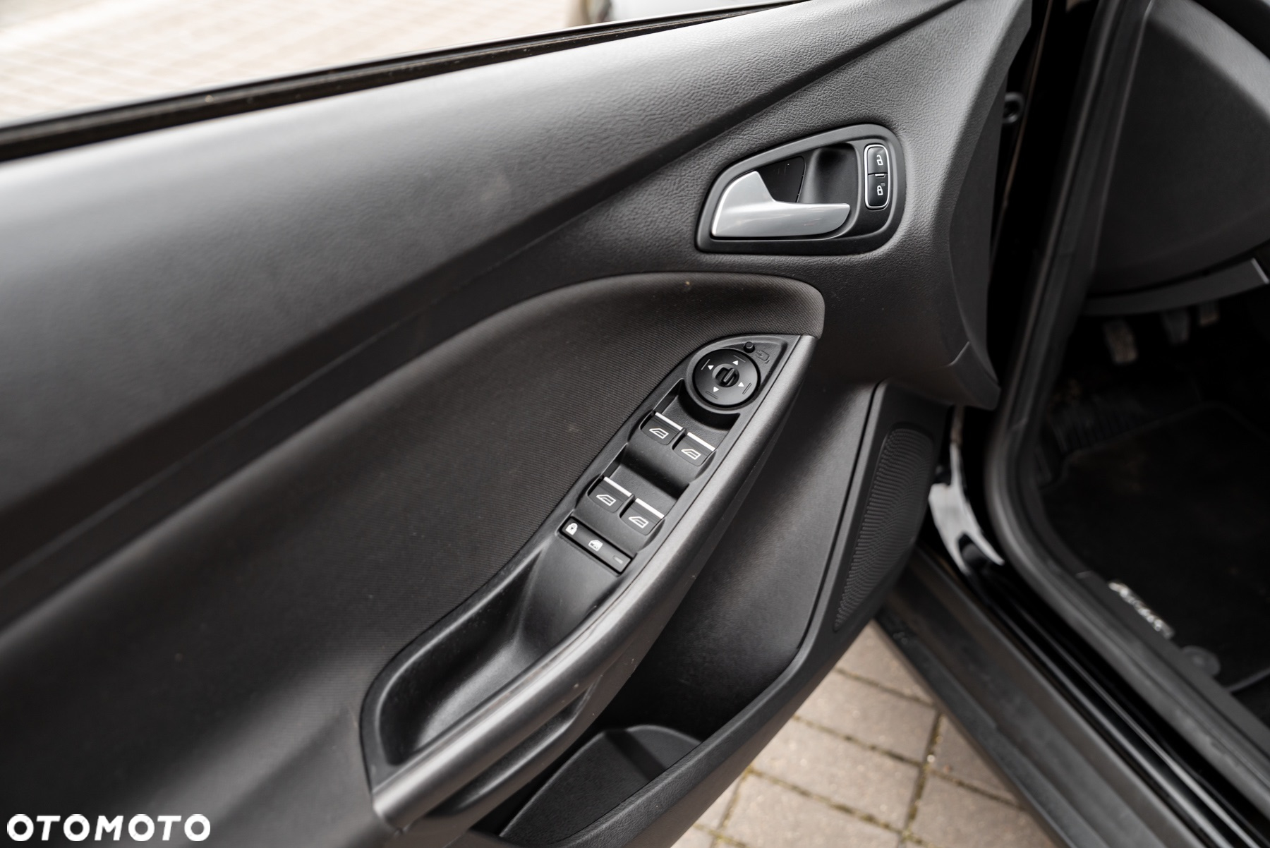 Ford Focus 1.0 EcoBoost Trend - 18