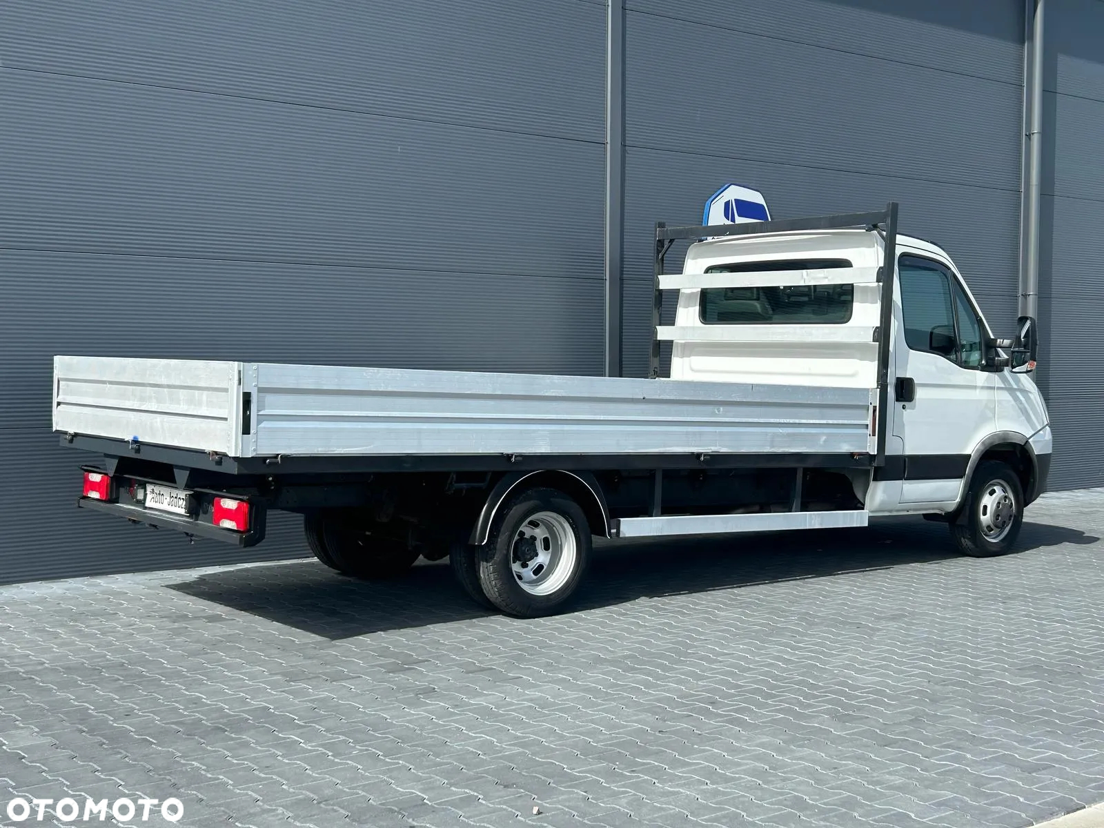 Iveco Daily 40C15 35C15 3.0 HPI Skrzynia 4,4m **Niski przebieg**NA BLIŹNIAKACH**2009R** - 4