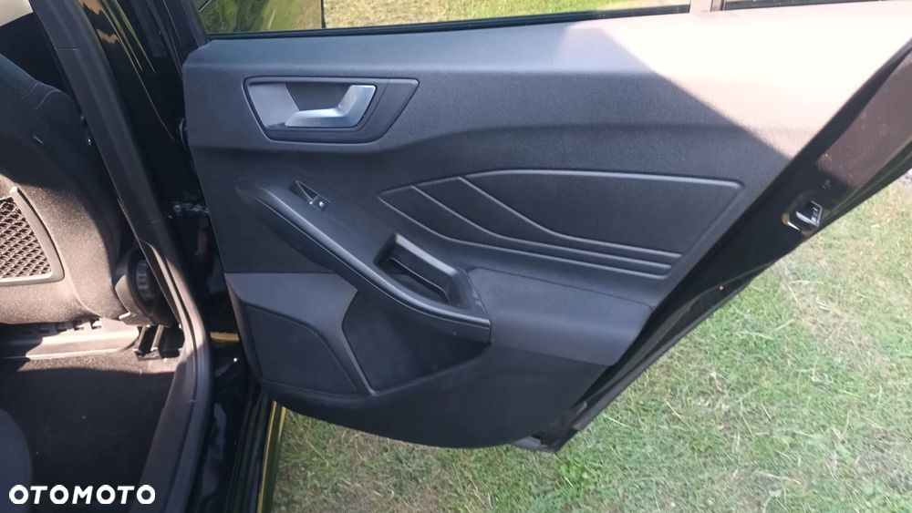 Ford Focus 1.0 EcoBoost mHEV ST-Line X - 20