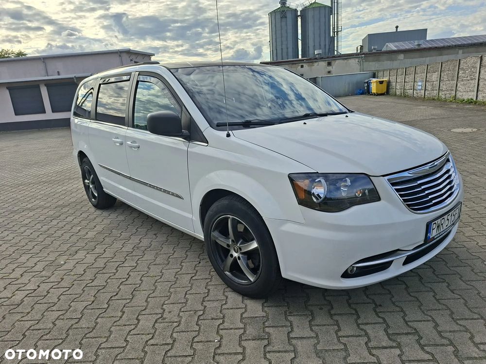 Chrysler Town & Country 3.6 Touring - 3