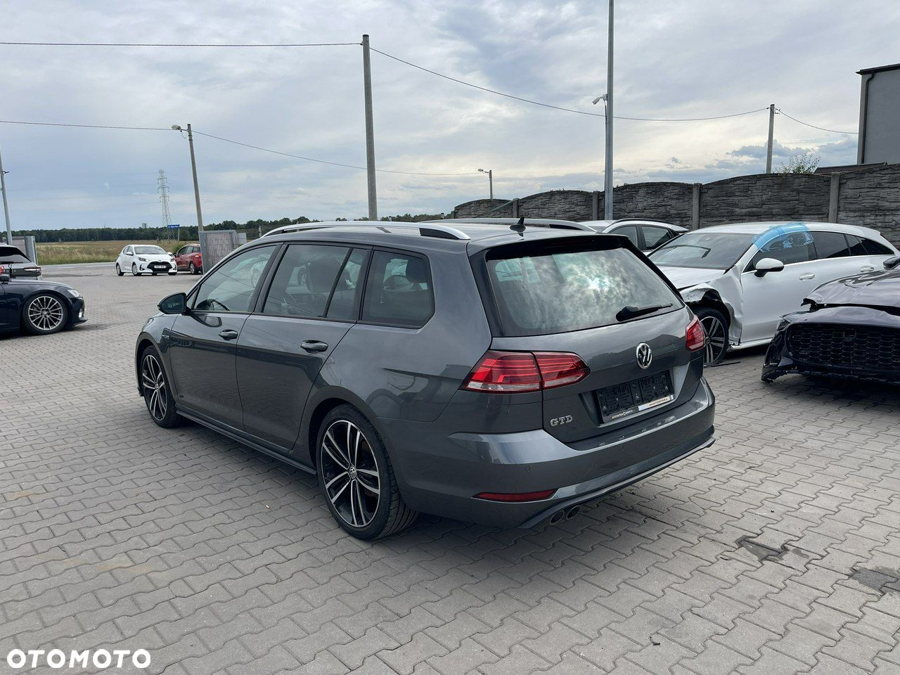 Volkswagen Golf Variant GTD 2.0 TDI SCR DSG - 2