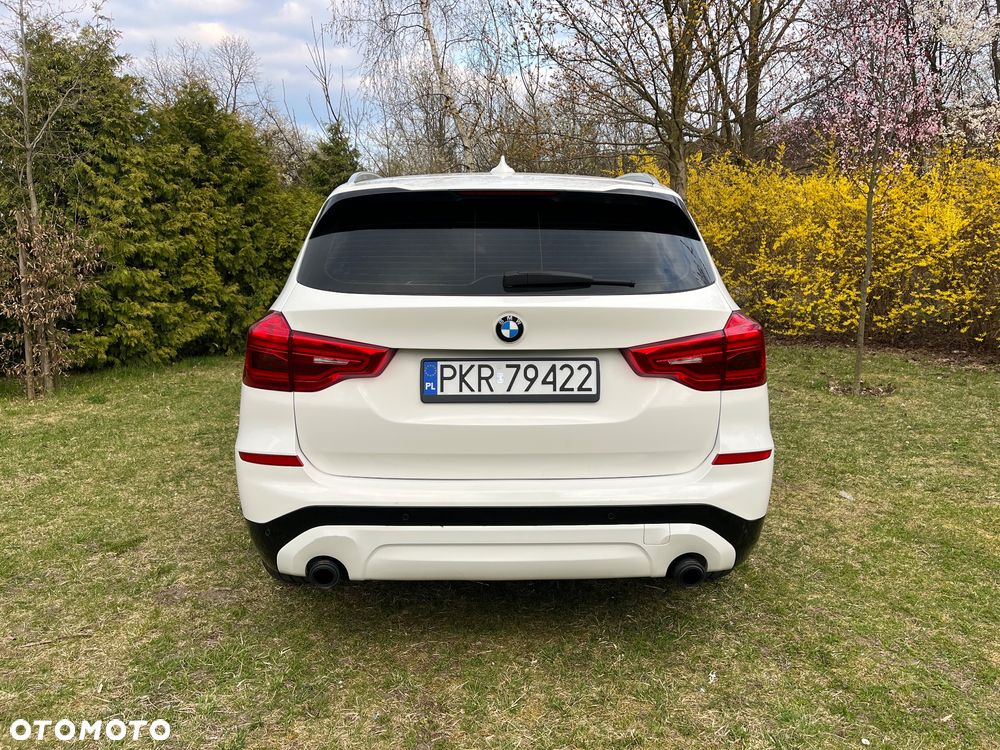 BMW X3 sDrive18d - 10