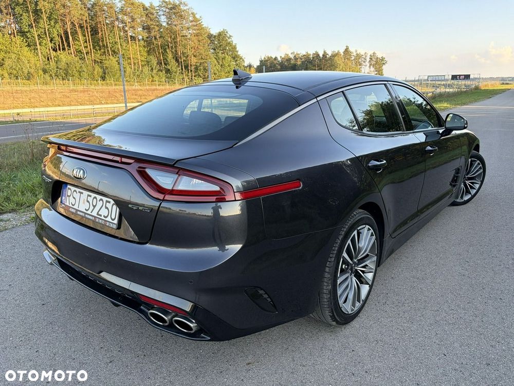 Kia Stinger - 5
