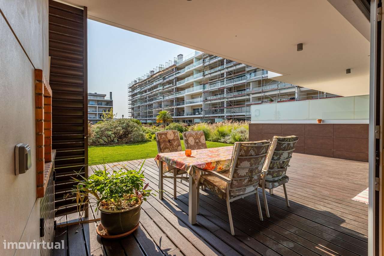 Arrendamento | Exclusivo T3 com Jardim Privativo | Tagus Bay | Alcoche - Grande imagem: 2/26