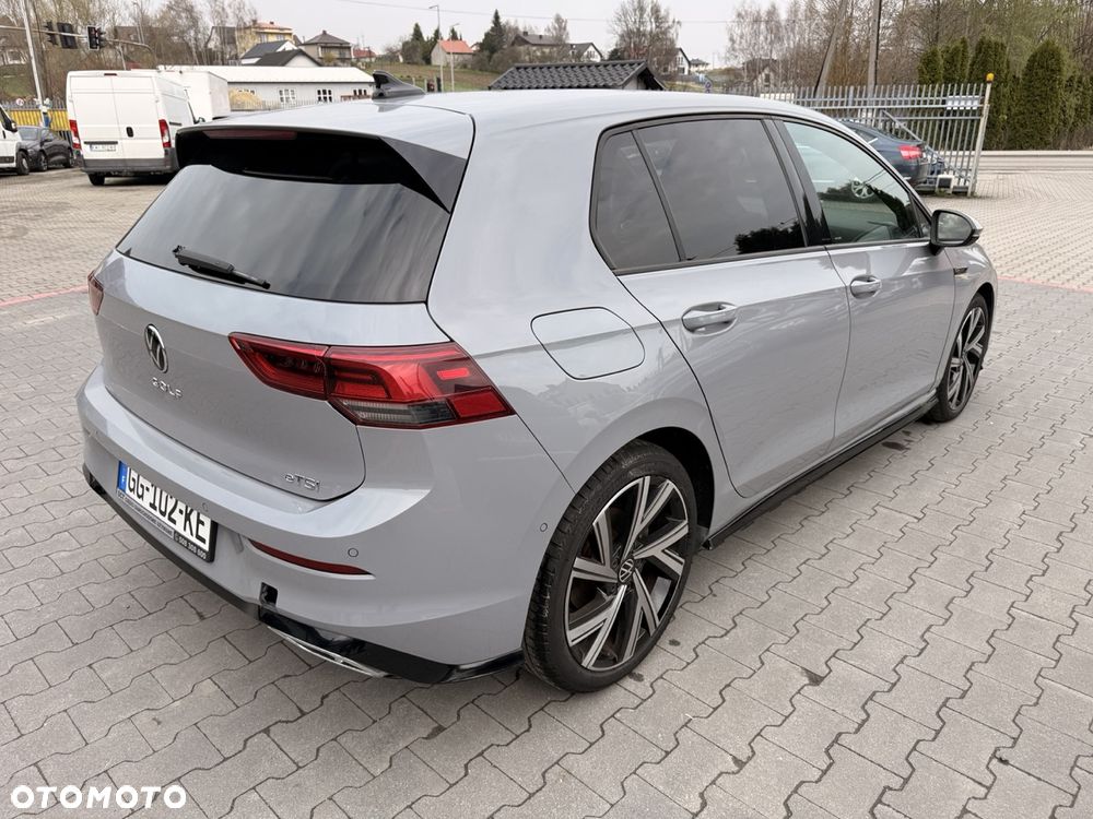 Volkswagen Golf 1.5 eTSI OPF DSG R-Line - 5