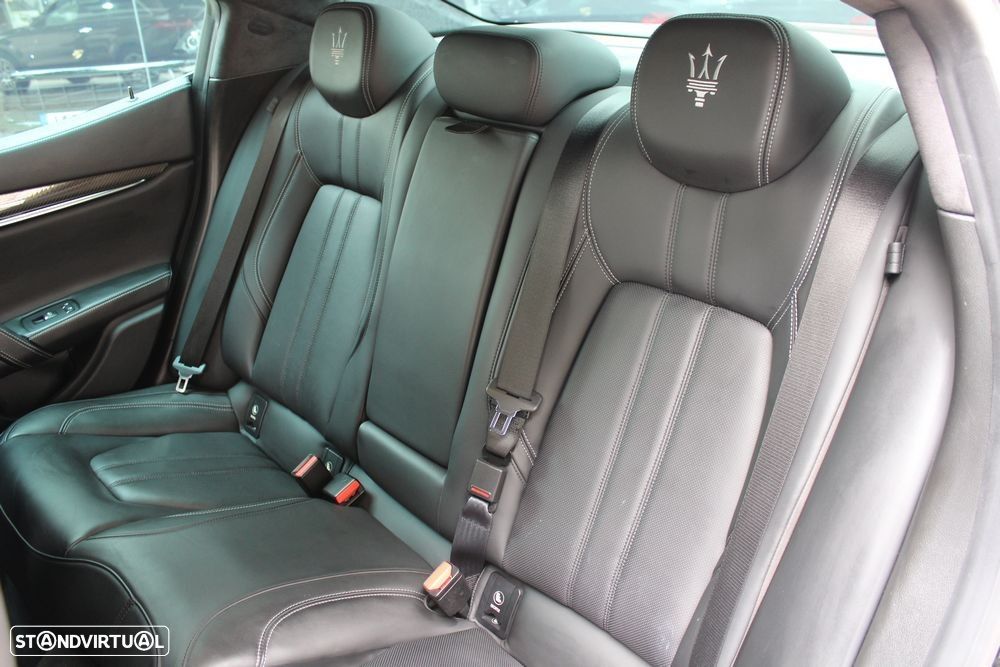 Maserati Ghibli 3.0 V6 - 27