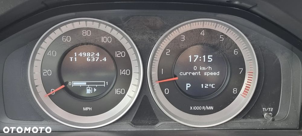 Volvo XC 60 - 30