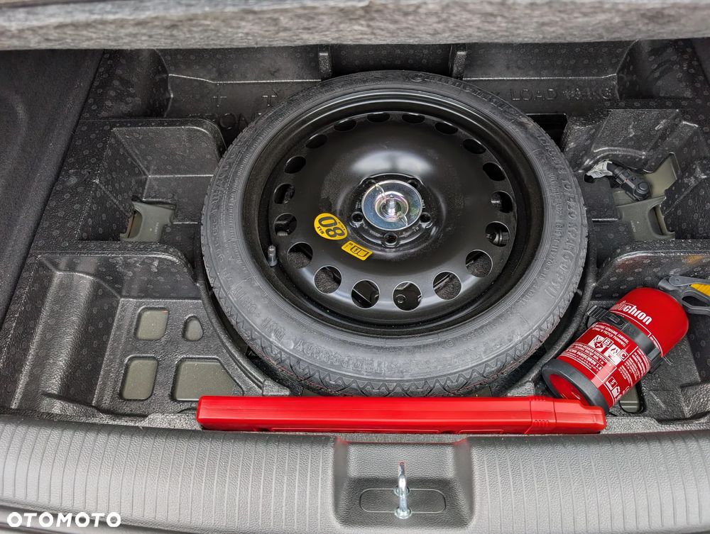 Opel Astra 1.4 T GPF Enjoy S&S - 24