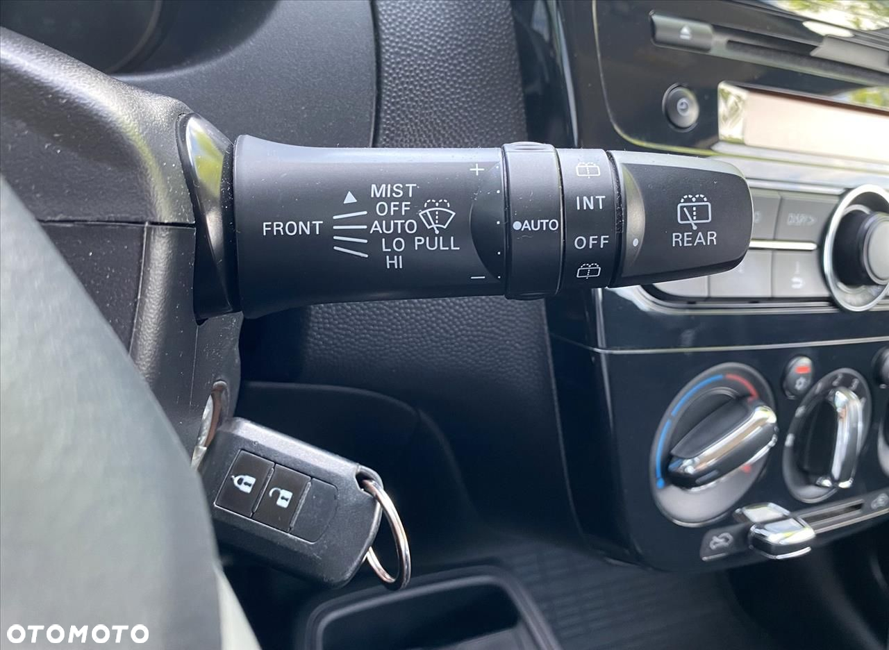 Mitsubishi Space Star 1.2 Inform Plus - 13