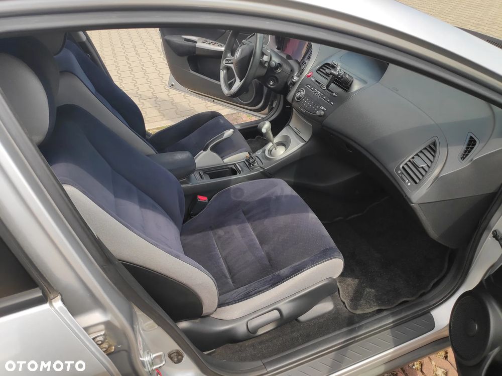 Honda Civic 1.8i-VTEC Comfort - 17