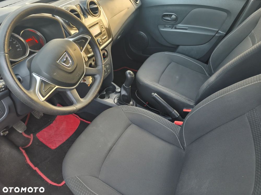 Dacia Sandero - 6