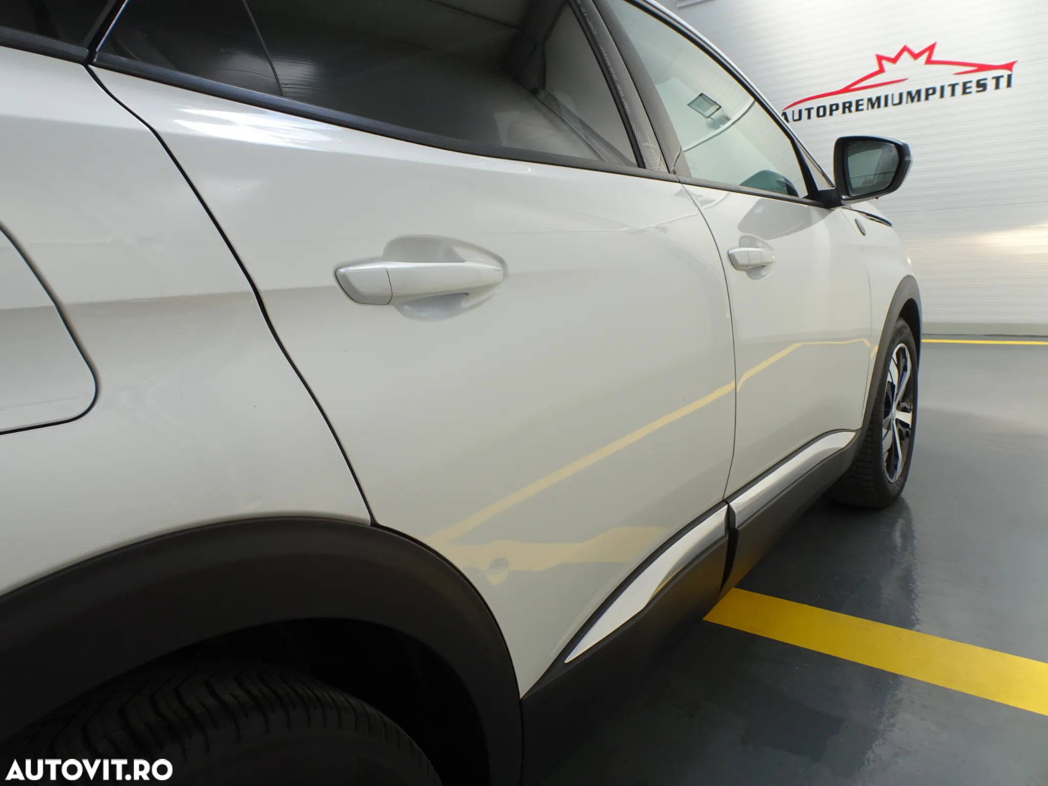 Peugeot 3008 PureTech 130 Stop & Start GPF EAT8 Crossway - 17