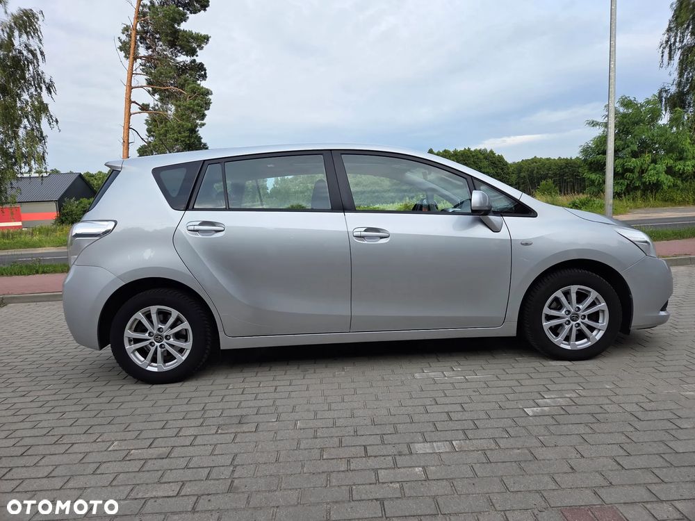 Toyota Verso 1.8 Prestige EU5 - 7