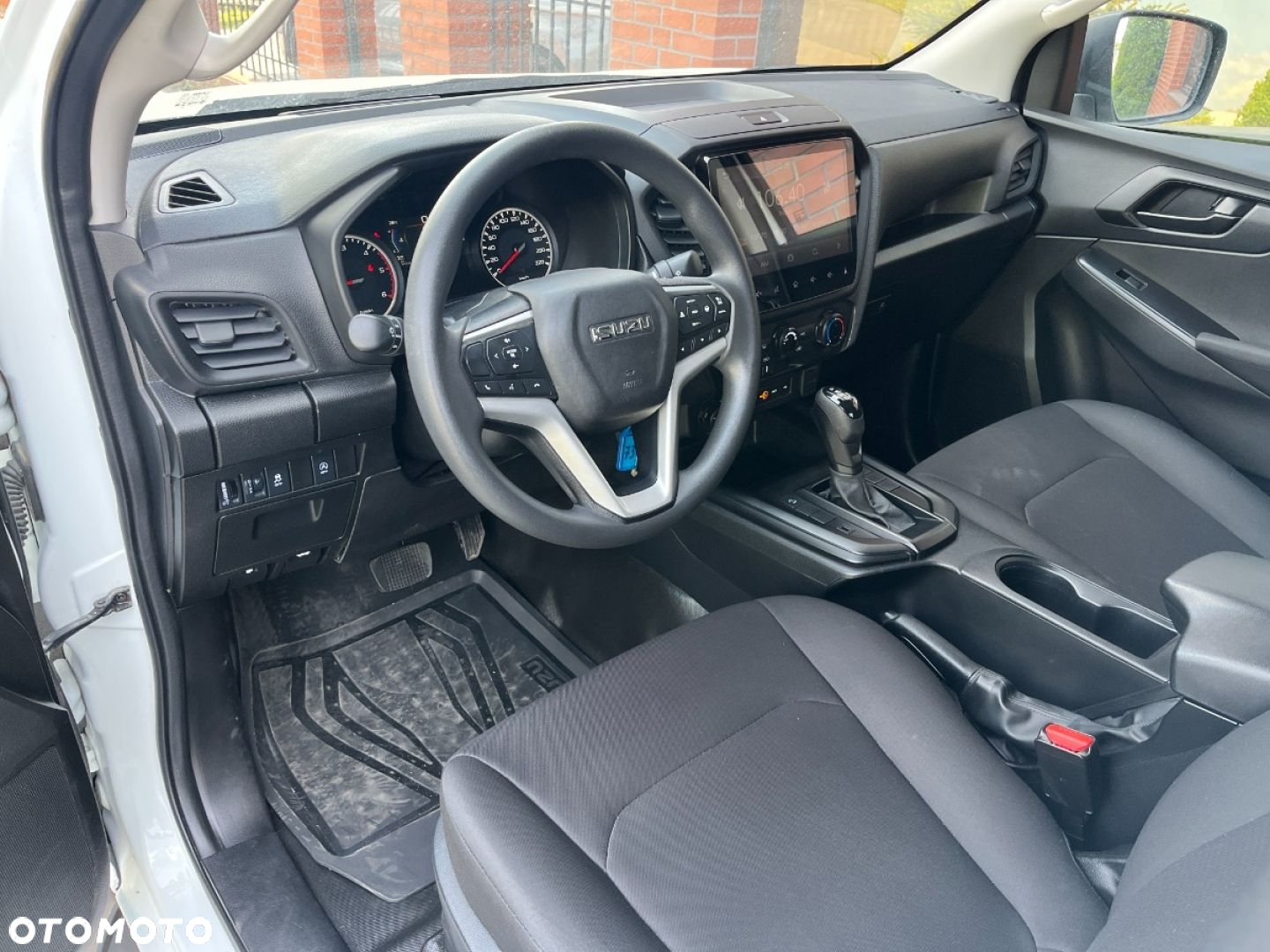 Isuzu D-Max Double Cab 4WD Autm L - 8