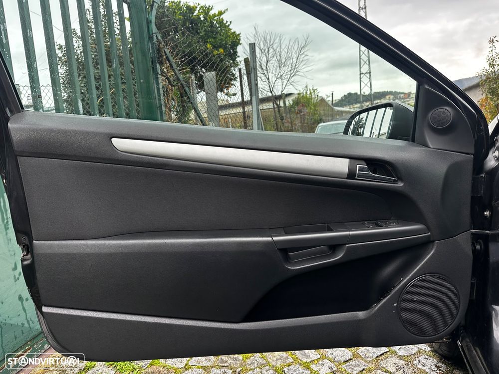 Opel Astra GTC 1.3 CDTI - 18