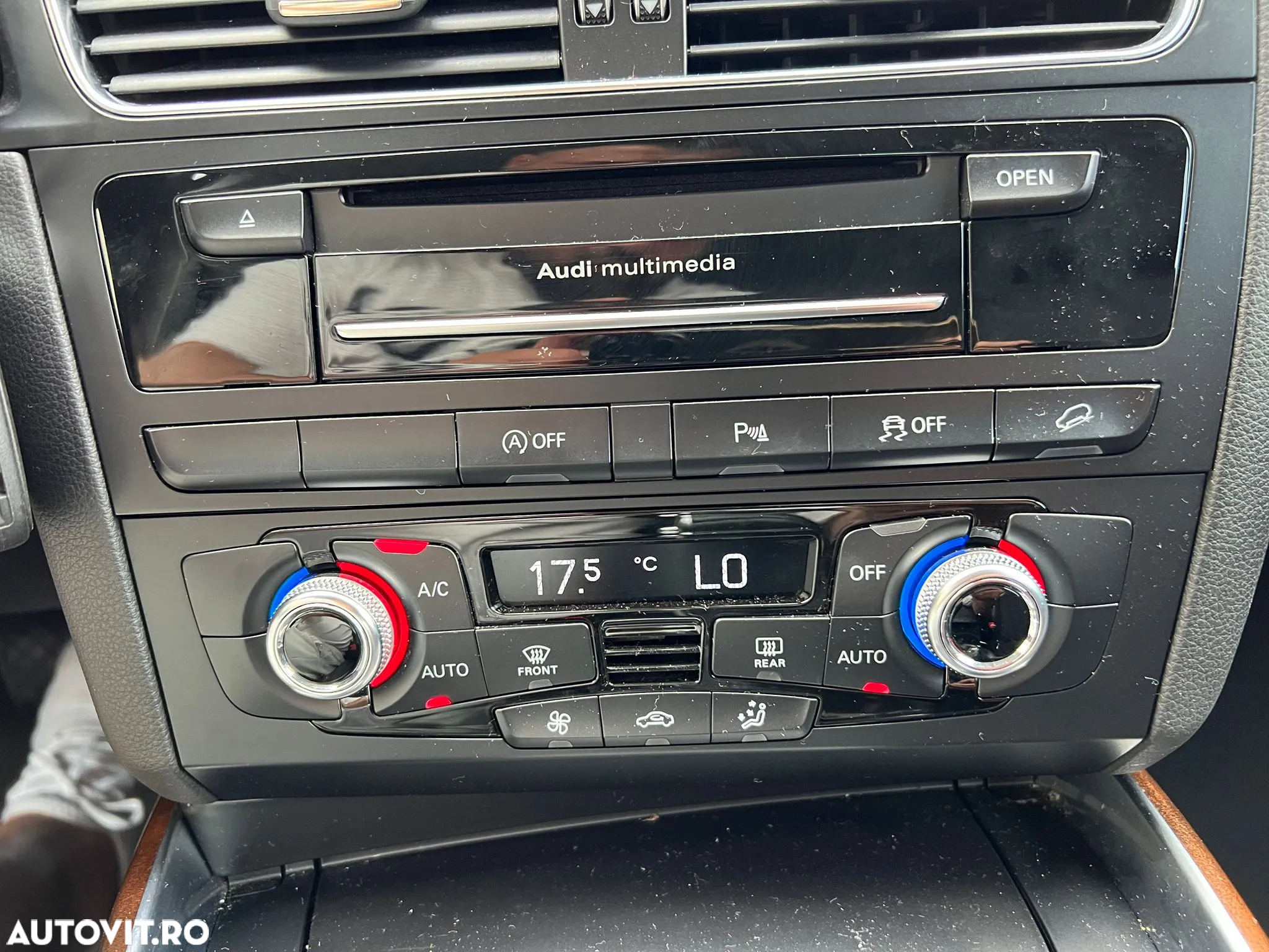 Audi Q5 2.0 40 TDI quattro S tronic Basic - 31