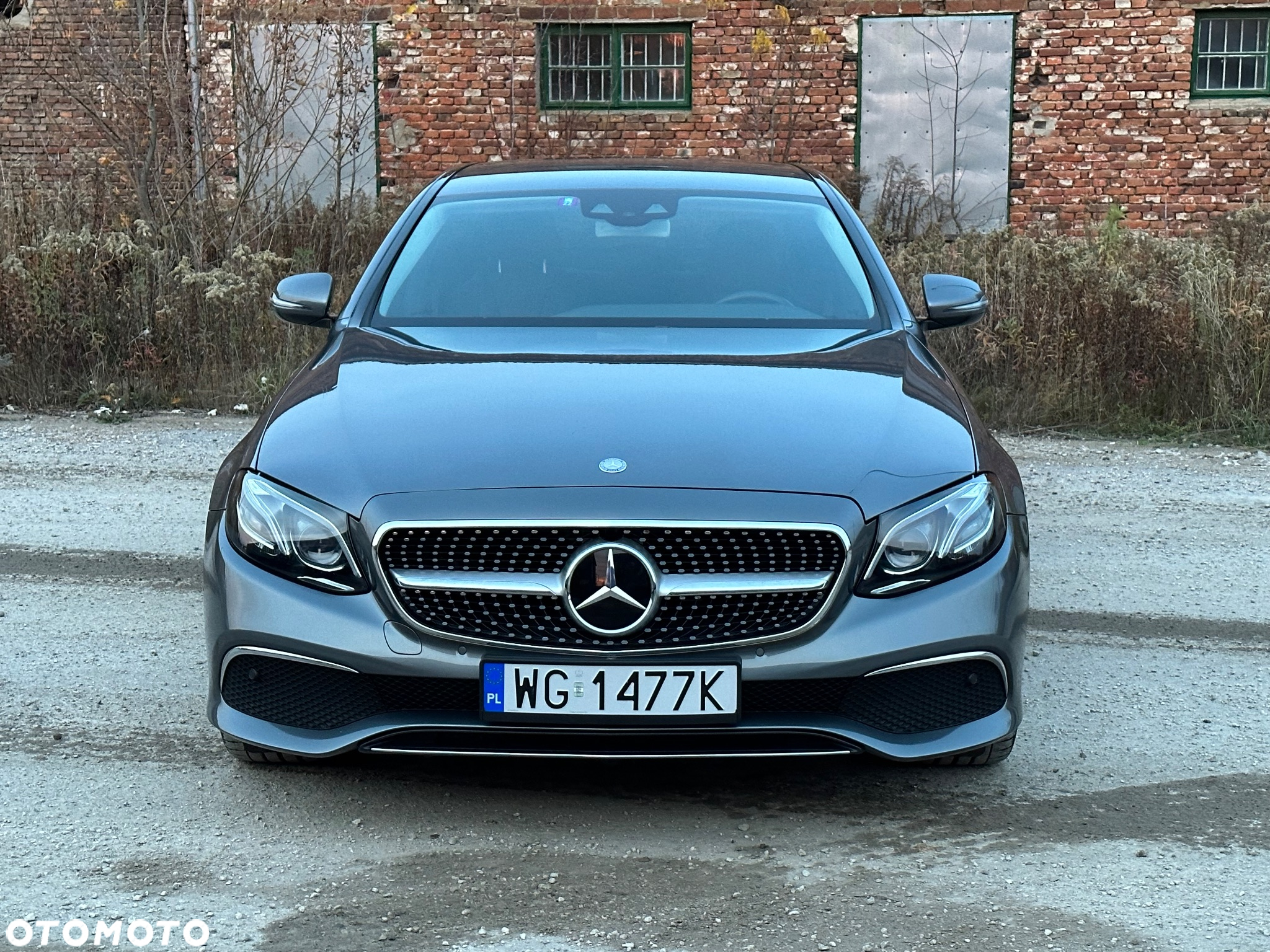 Mercedes-Benz Klasa E 220 d 4Matic T 9G-TRONIC Avantgarde - 16