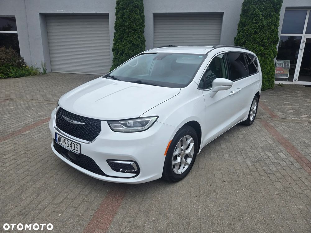 Chrysler Pacifica - 9