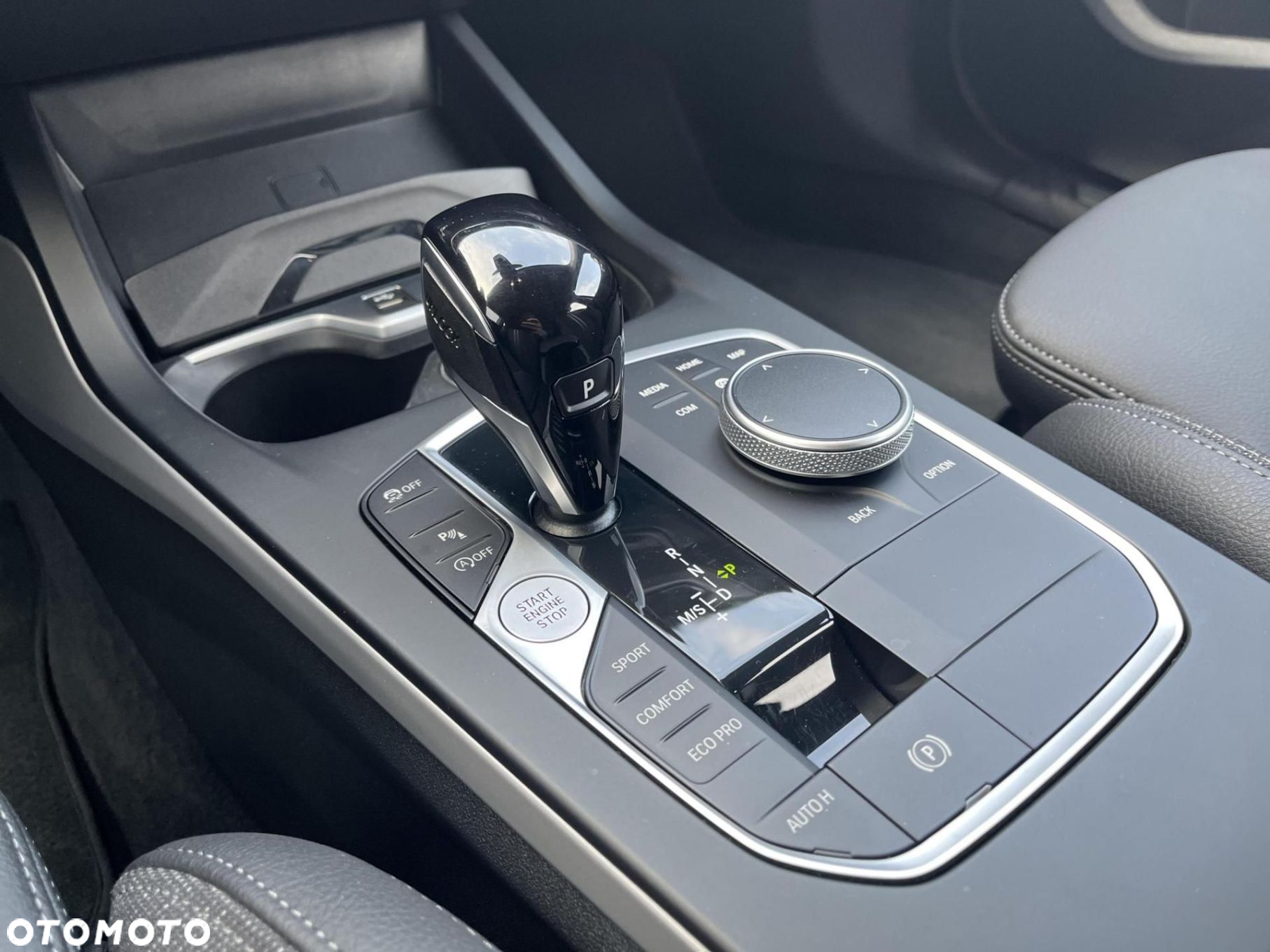 BMW Seria 1 - 16