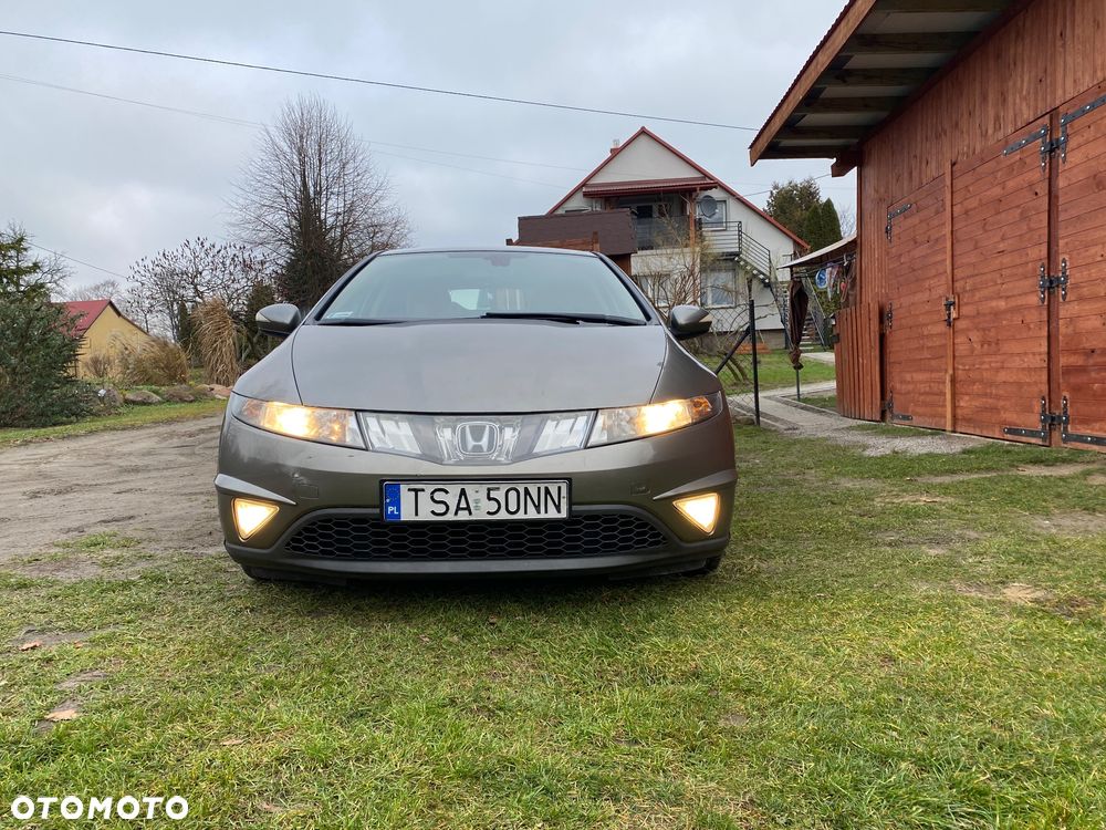 Honda Civic 1.8 Executive - 4