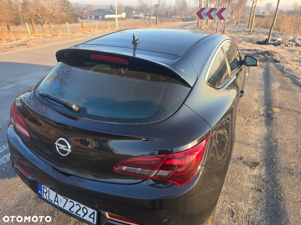 Opel Astra 2.0 CDTI ecoFLEX Start/Stop - 11