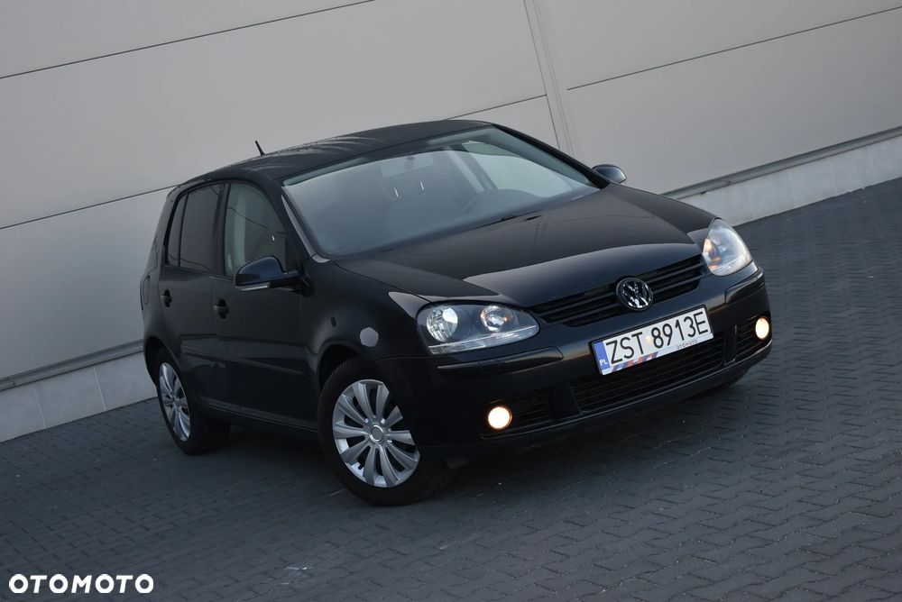 Volkswagen Golf - 28