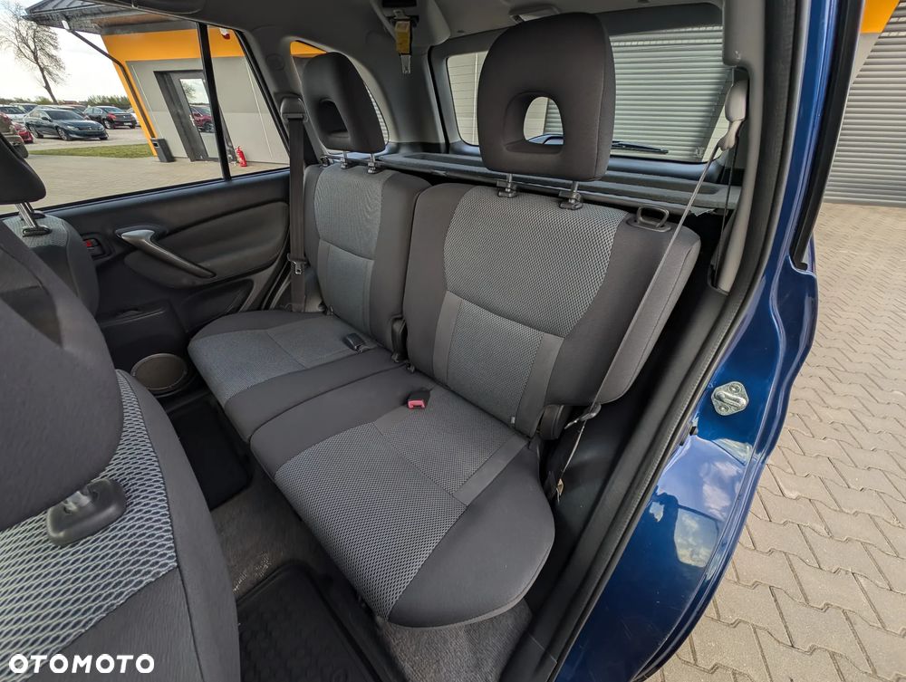Toyota RAV4 4x2 - 35