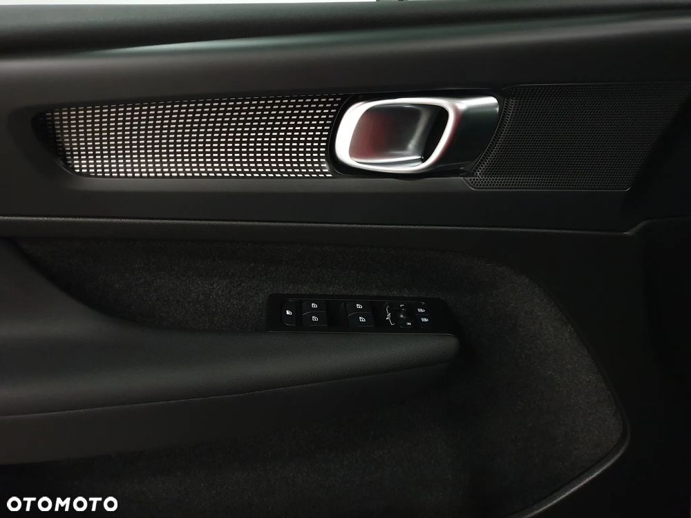 Volvo XC 40 T4 Recharge DKG RDesign - 7