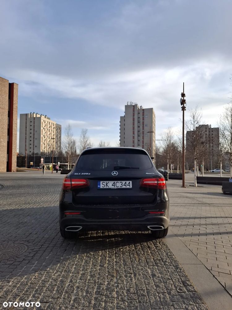 Mercedes-Benz GLC - 1