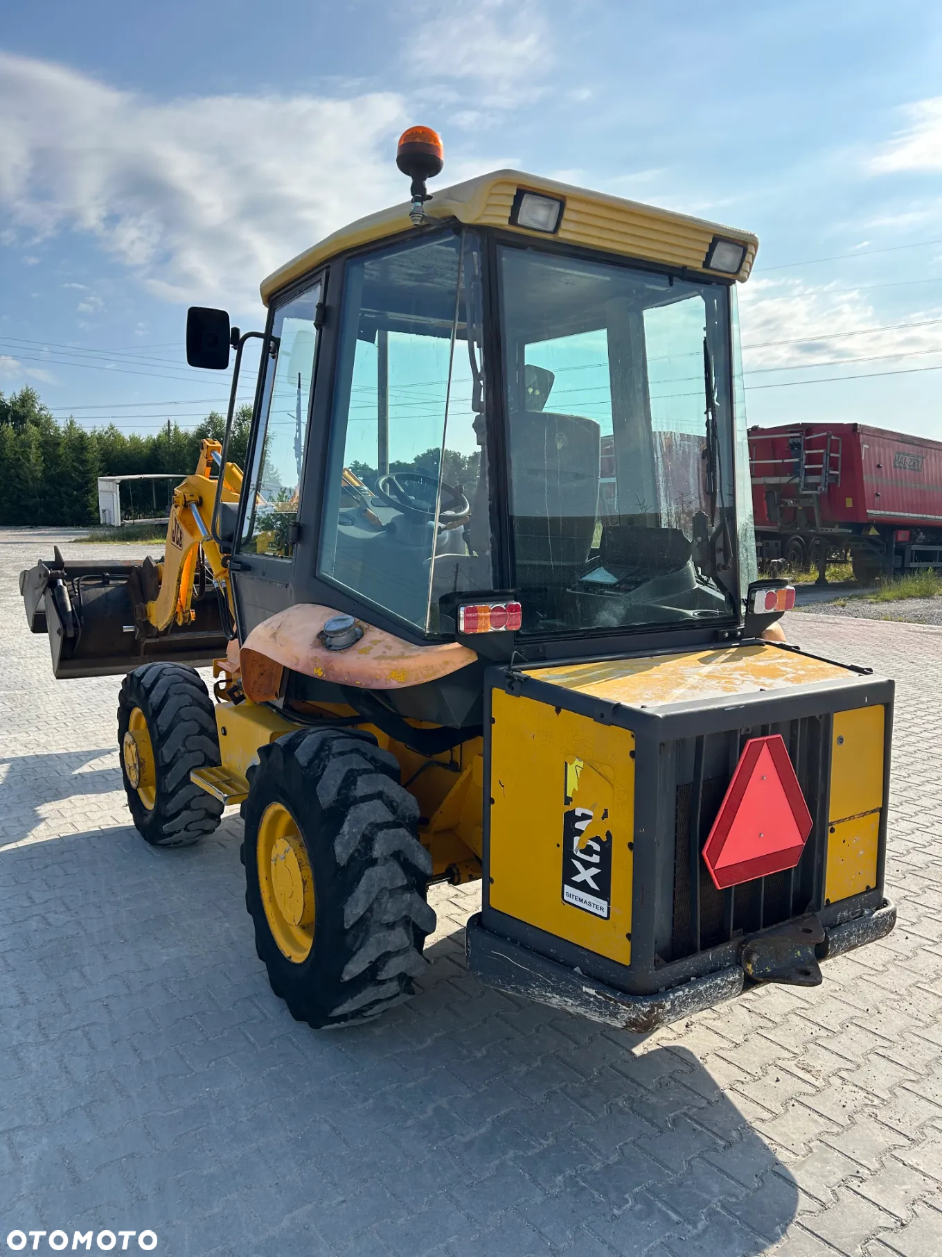 JCB 2CX - 4