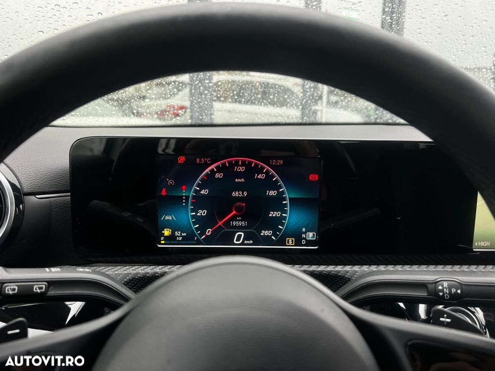 MERCEDES-BENZ A-Class 2019 — imagine 14