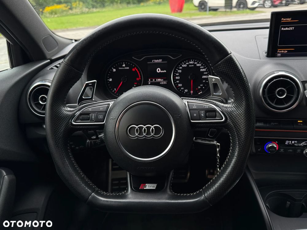 Audi A3 Sportback 2.0 TDI S tronic S line Sportpaket - 24