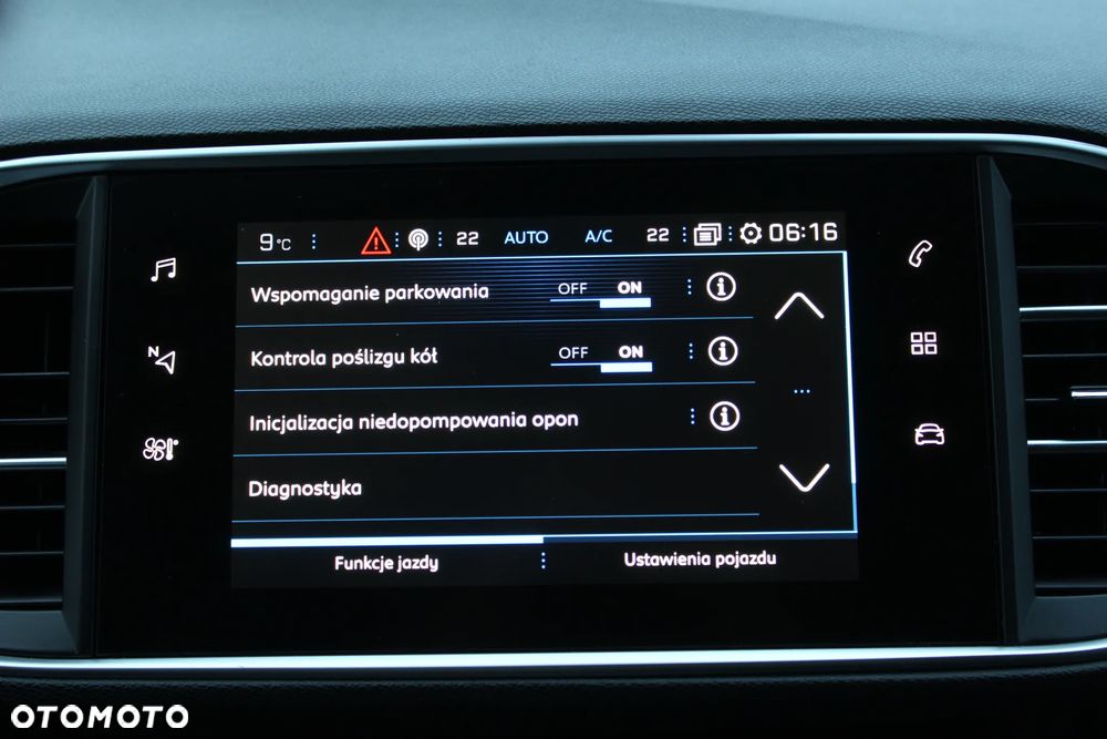 Peugeot 308 - 24