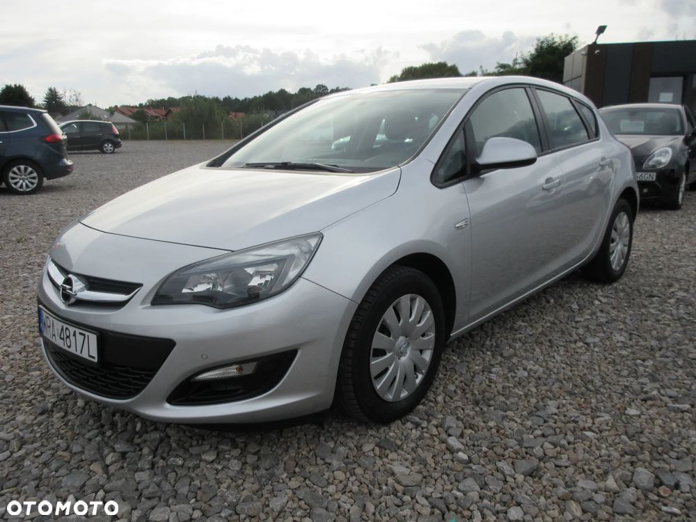 Opel Astra 1.6 Cosmo - 1