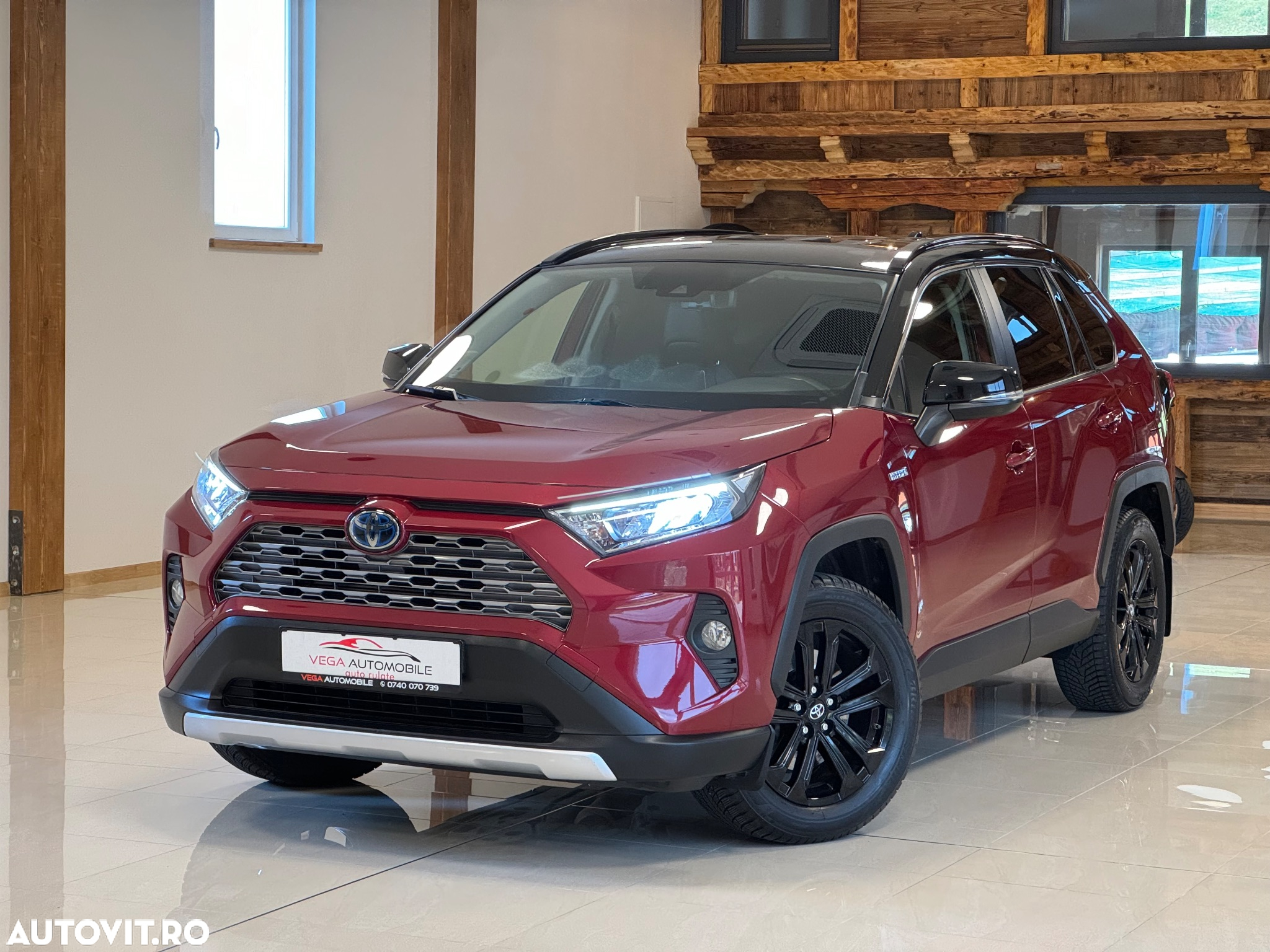 Toyota RAV4 2.5 4x2 Hybrid Team Deutschland - 2